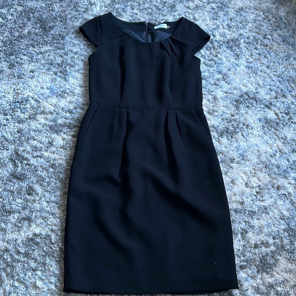 Calvin Klein Black Cap-Sleeve Sheath Dress